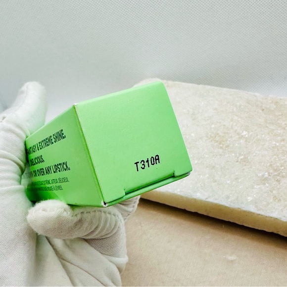 NEW! Jeffree Star Cosmetics The Gloss Untouchable Lipgloss - Picture 12 of 12